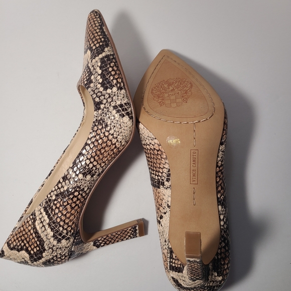 Dressy Snake Print Vince Camuto  Heels size 5 1/2 M 36 - Picture 6 of 9